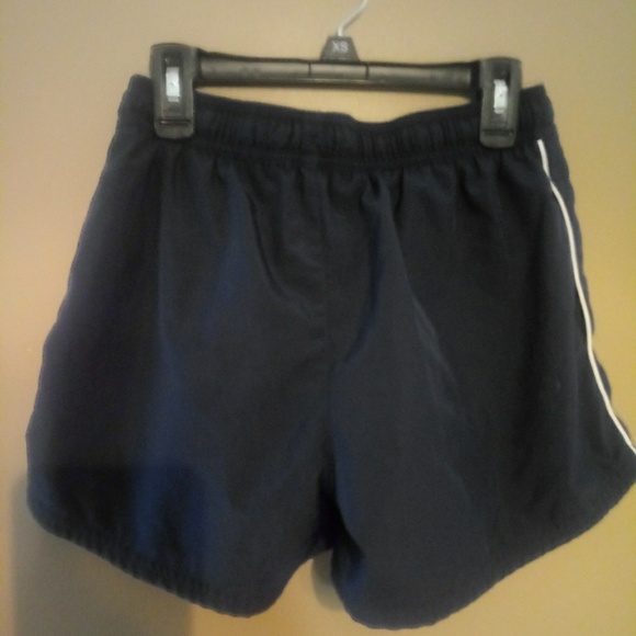 Nike running shorts - Picture 3 of 3